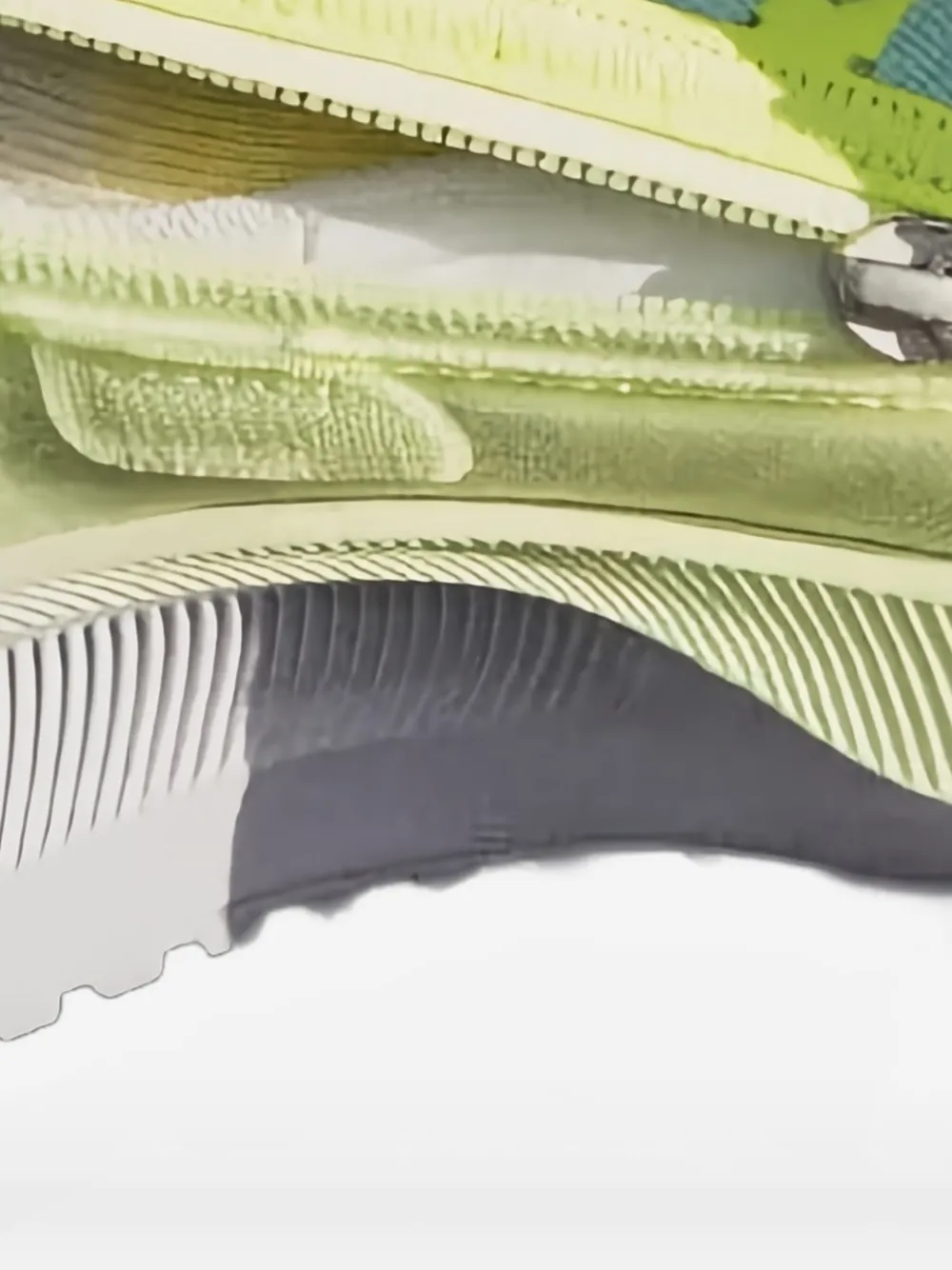 Nike Air Zoom Pegasus 38 FlyEase "Barely Volt" sneakers Yellow