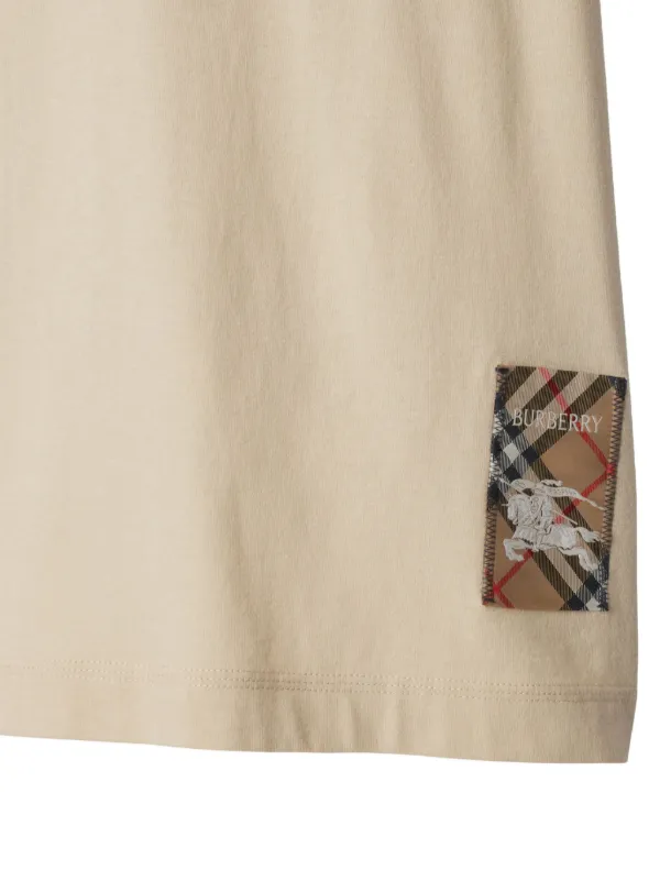 BURBERRY｜ (Check Label Cotton T-Shirt (8102254)) C252724A-3F5E-47AF-AED8-