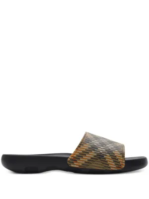 Burberry Slides for Women | Burberry Sandals | FARFETCH CA