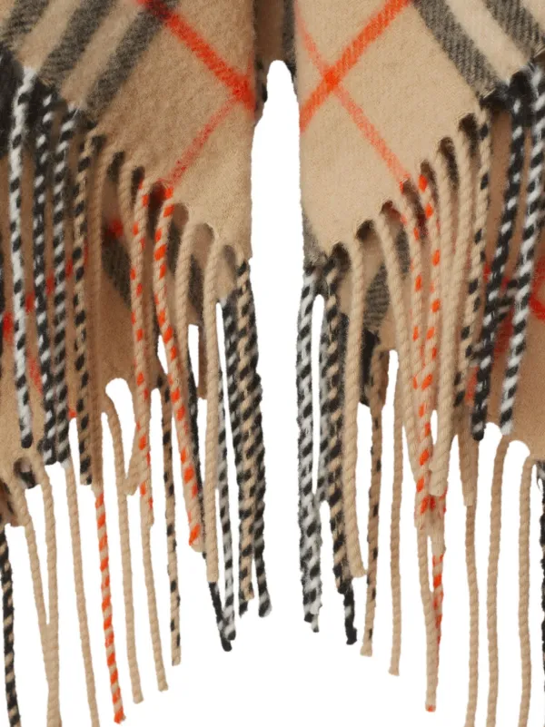 BURBERRY　sizuku Burberry Pelerine Xadrez | Neutro | FARFETCH BR