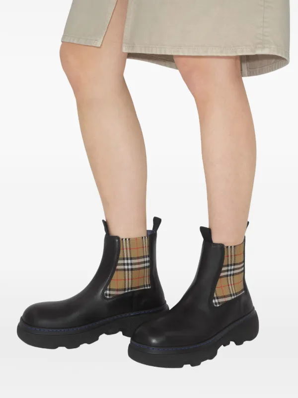 黒 Burberryレザーチェルシーブーツ Leather Rogue Chelsea Boots in Black - Men | Burberry® Official