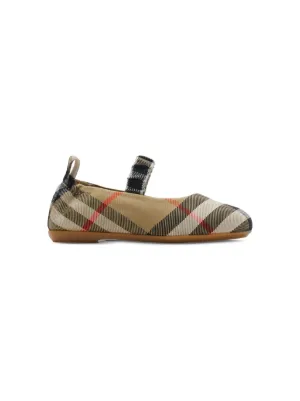 Burberry Kids（バーバリー・キッズ）フラットシューズ - FARFETCH