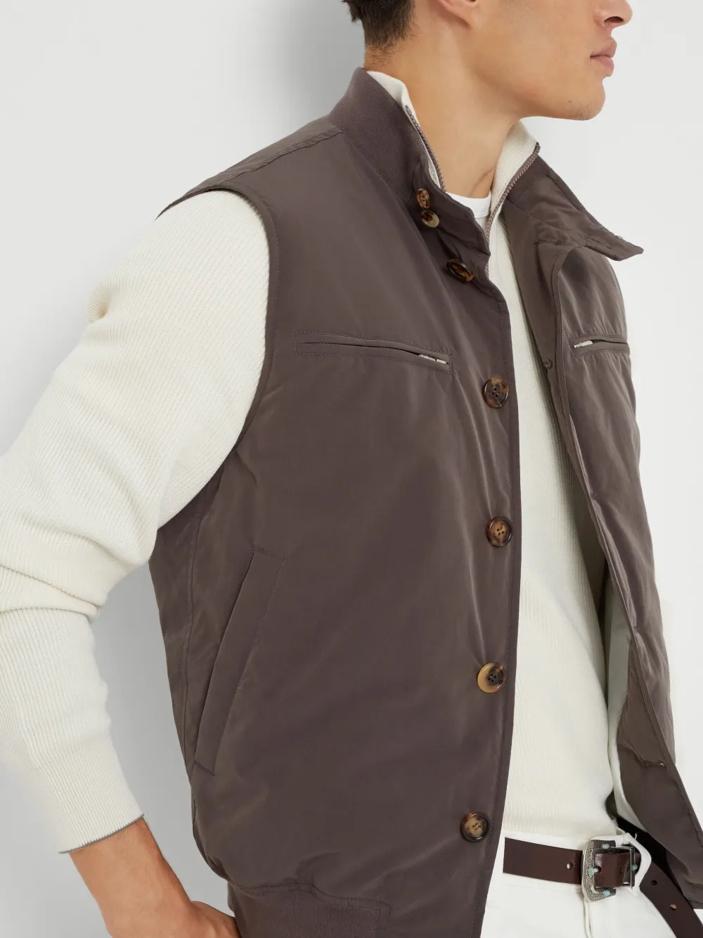 Brunello Cucinelli Gilet met knopen Bruin