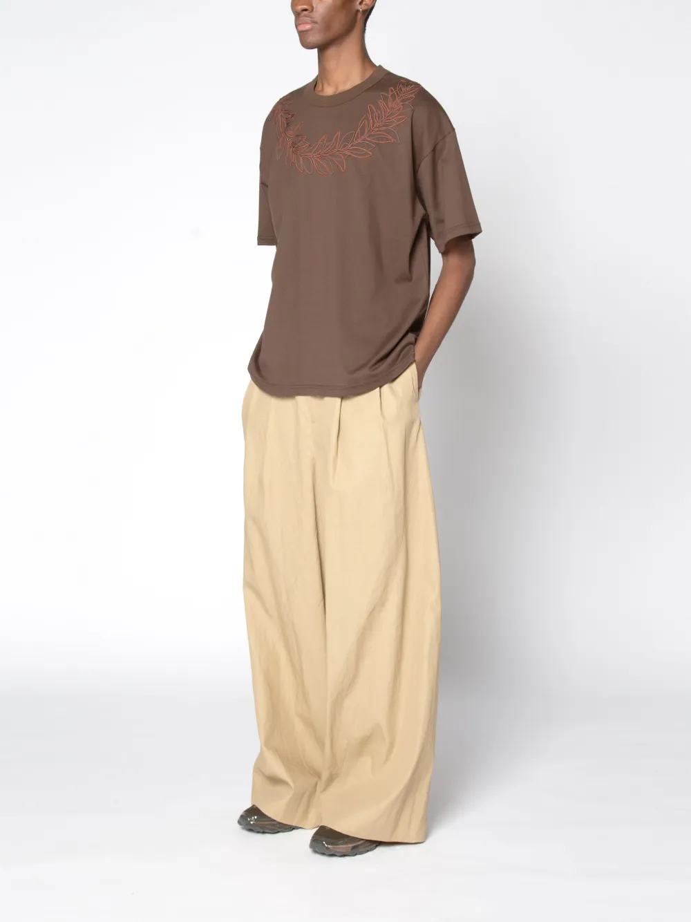 Yoshiokubo Cord Leaf T-shirt In Brown