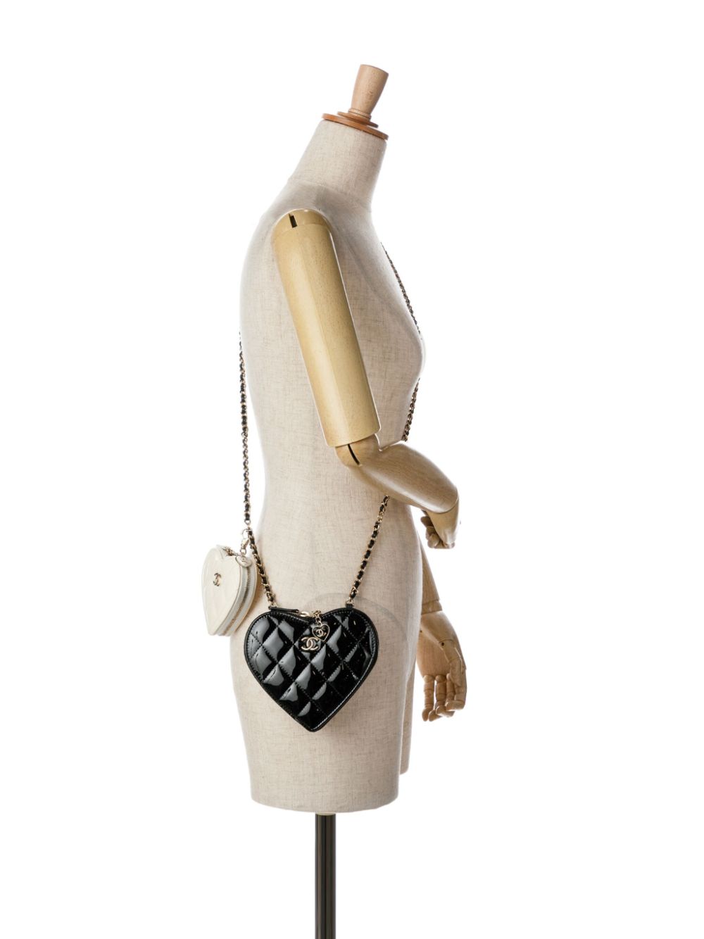 CHANEL 2021-2024 Quilted Patent Calfskin CC Heart Clutch With Chain crossbody bag Women