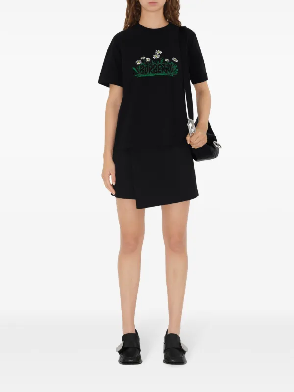【関税込み】Burberry グレー Daisy Logo スウェットシャツ Burberryのグレー Daisy Logo スウェットシャツがセール中