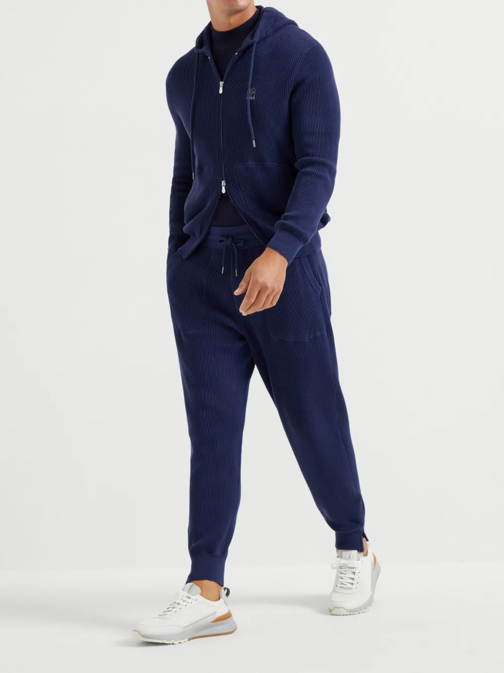 Brunello Cucinelli Katoenen T-shirt met opstaande hals Blauw
