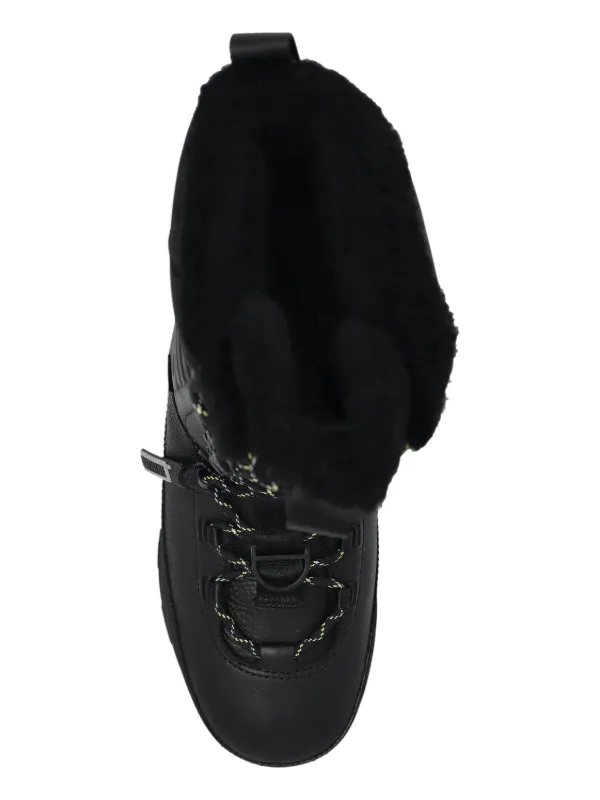 ショートブーツ・ブーティ UGG Black Leather Shasta Ankle Boots UGG Shasta Boots | Black | FARFETCH