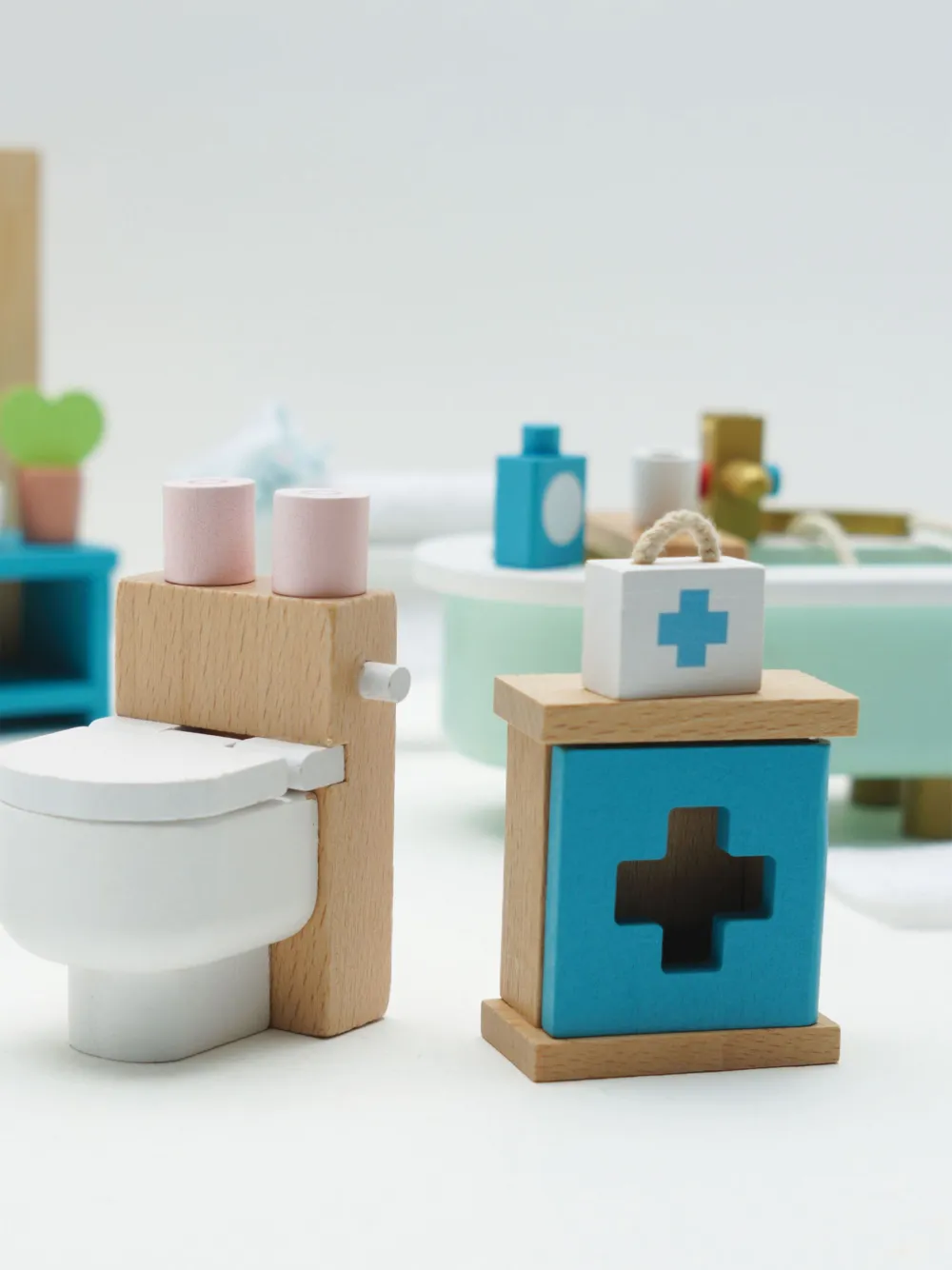 Le Toy Van طقم ألعاب أطفال خشبية | أزرق | Image 1
