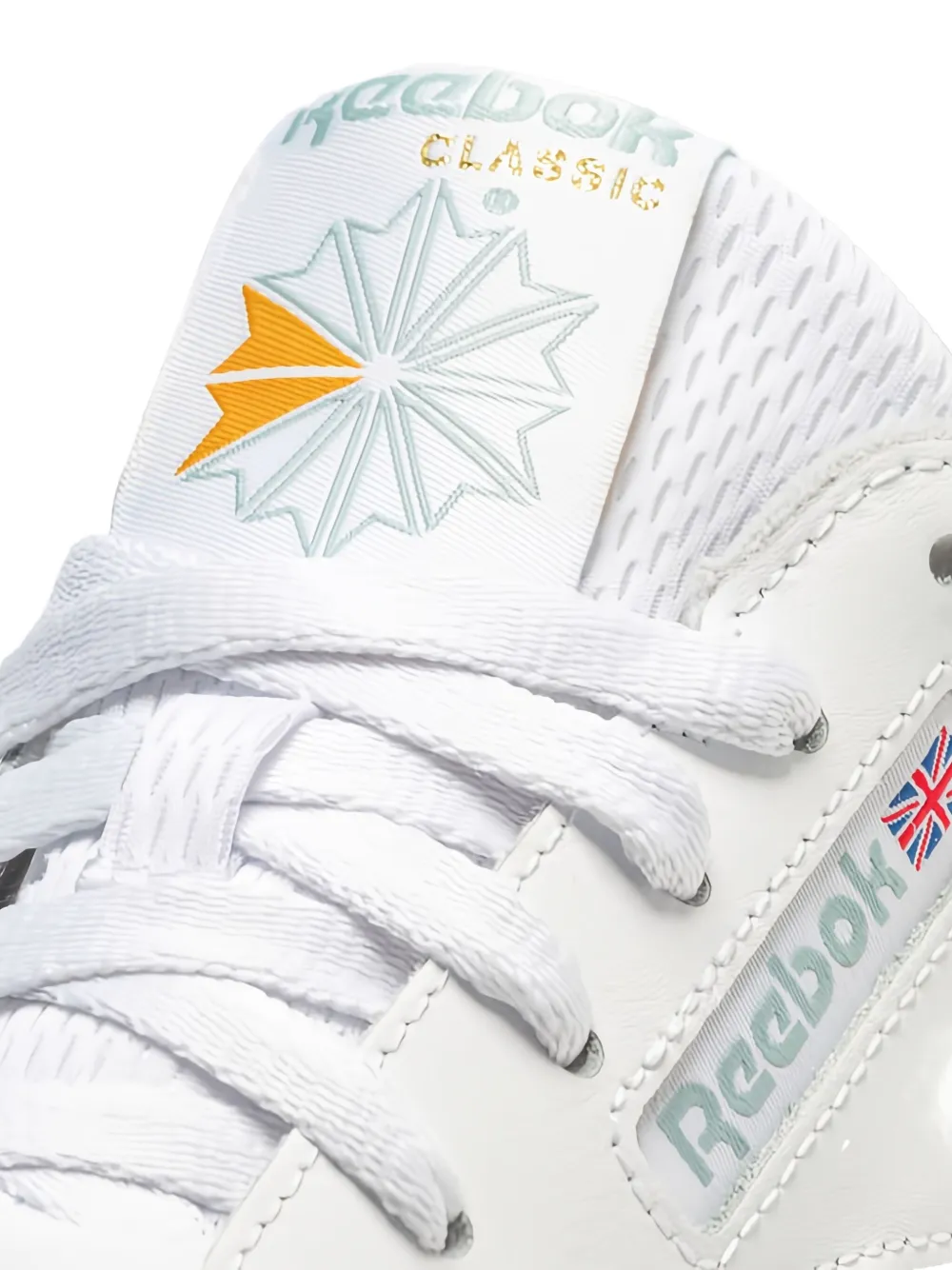 Reebok Classic Leather WMNS "White Seaside Grey" trainers