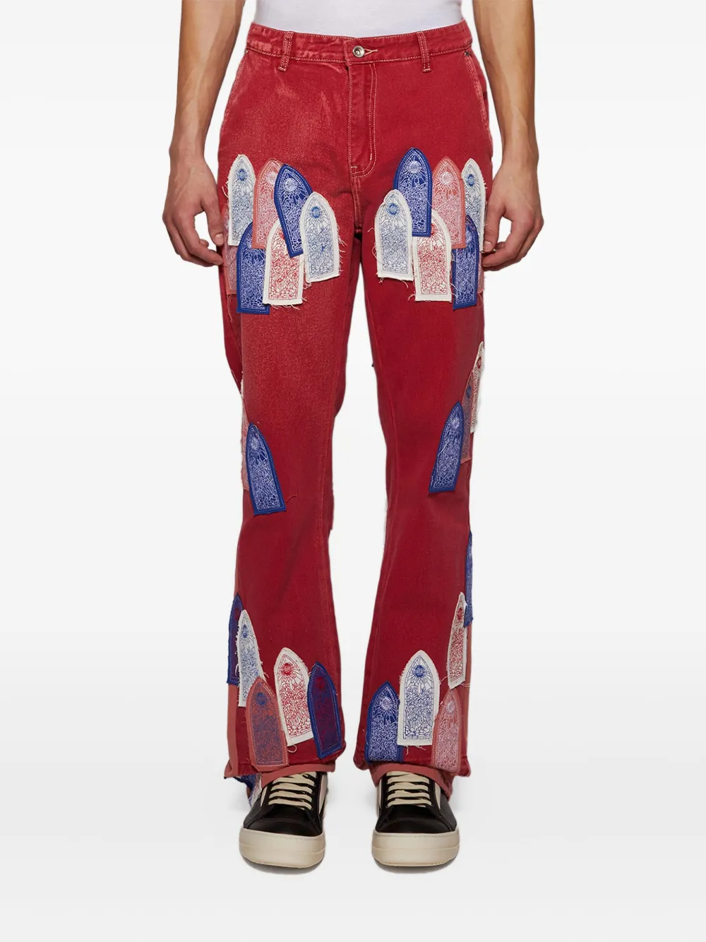 Who Decides War Jeans met patch Rood