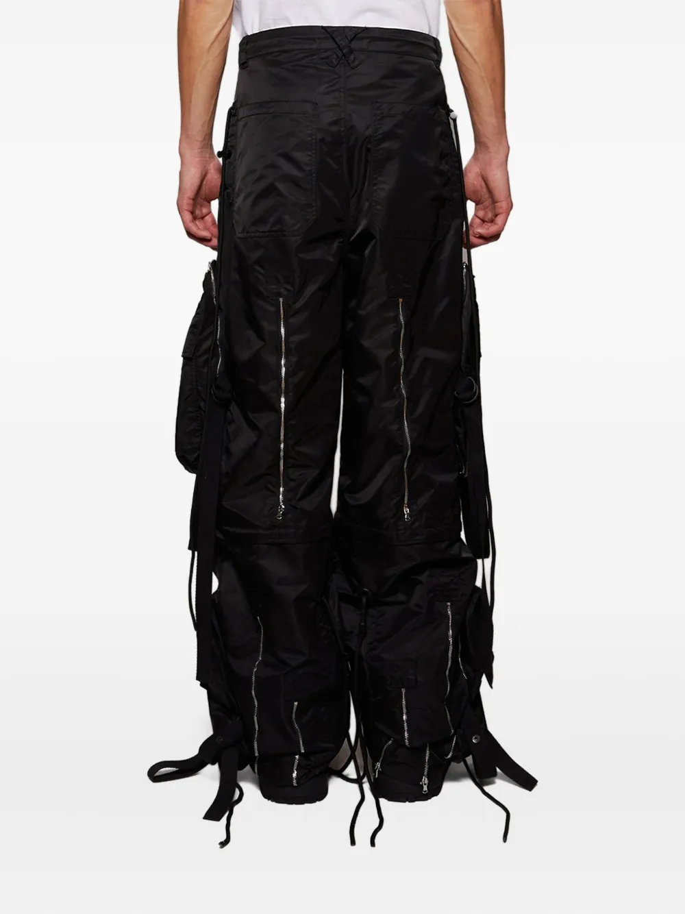 Who Decides War Cargo broek Zwart