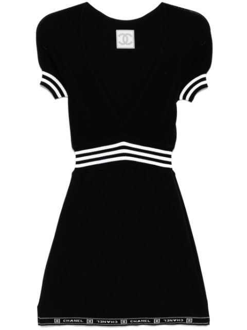 CHANEL 2004 knitted short-sleeves A-line dress Women