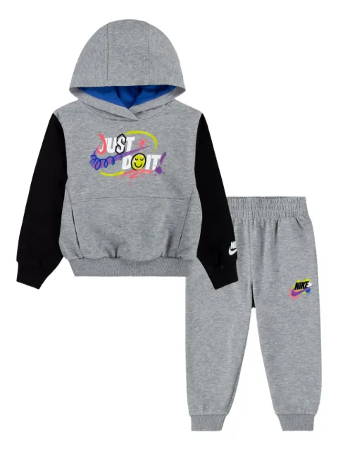 Nike Kids traje deportivo con logo estampado