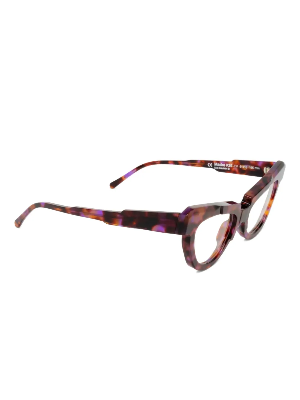 Kuboraum K39 tortoiseshell cat-eye glasses | Men | Image 2