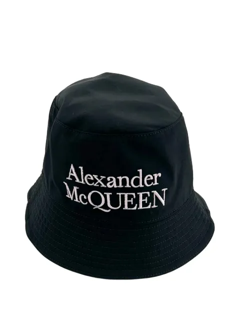 Alexander McQueen gorro de pescador reversible con logo bordado