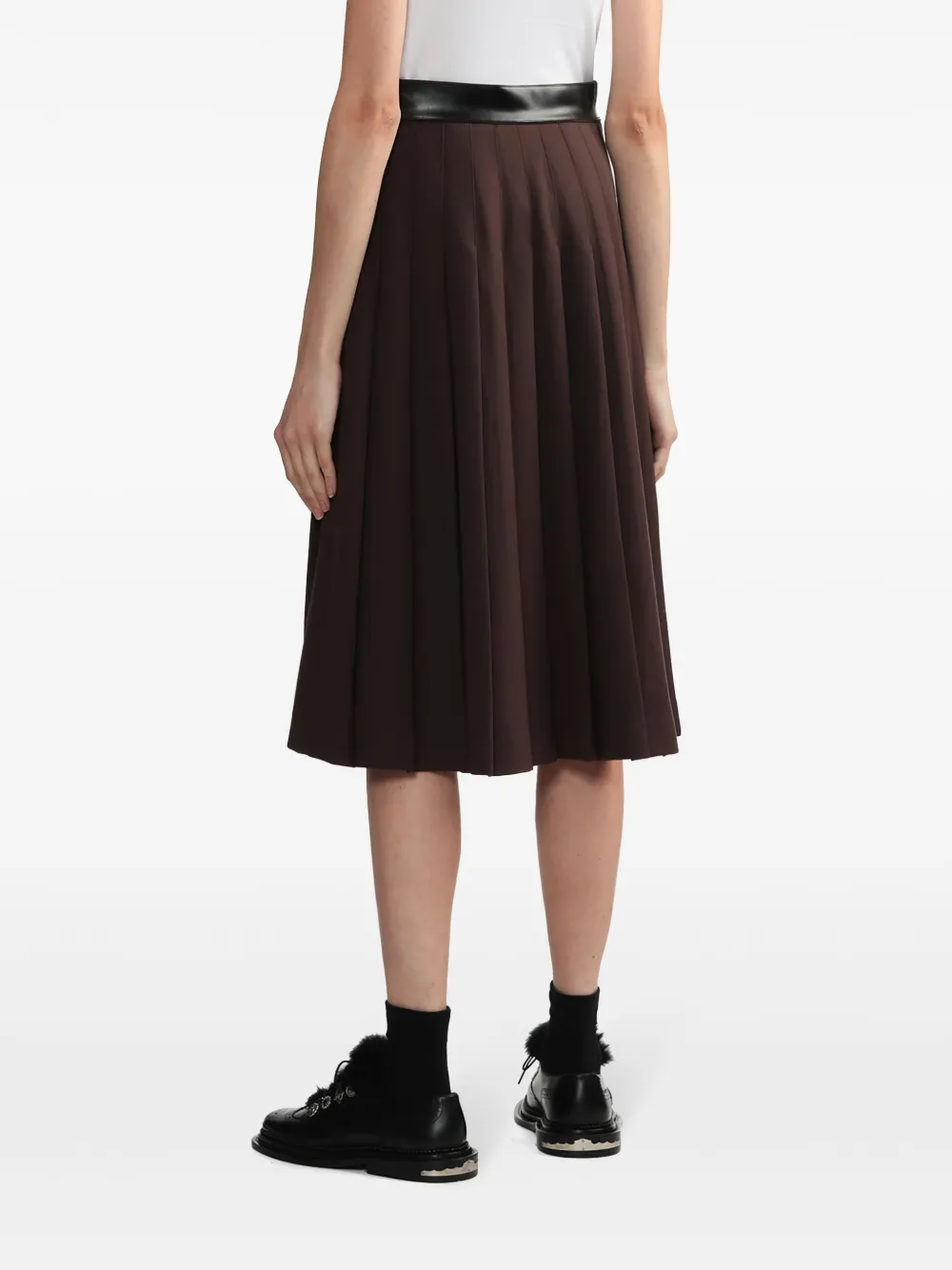 Bapy By *a Bathing Ape® Pleated Skirt In 褐色