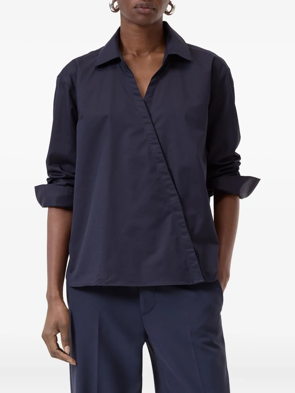 Closed asymmetric poplin blouse - Blauw