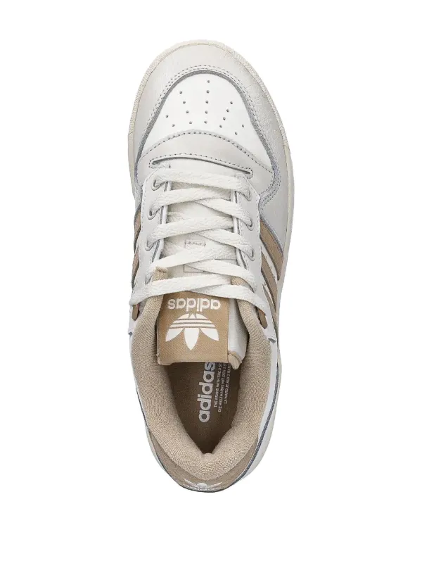 adidas originals rivalry low trainer in white