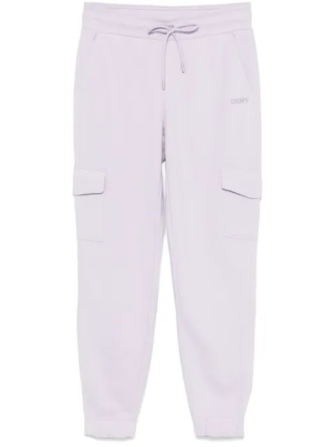DKNY pants con detalle del logo