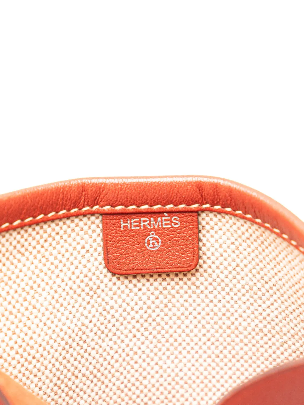 Pre-owned Hermes 20th Century Petit H Swift Flaneur Forever Case Passport Cover In Red