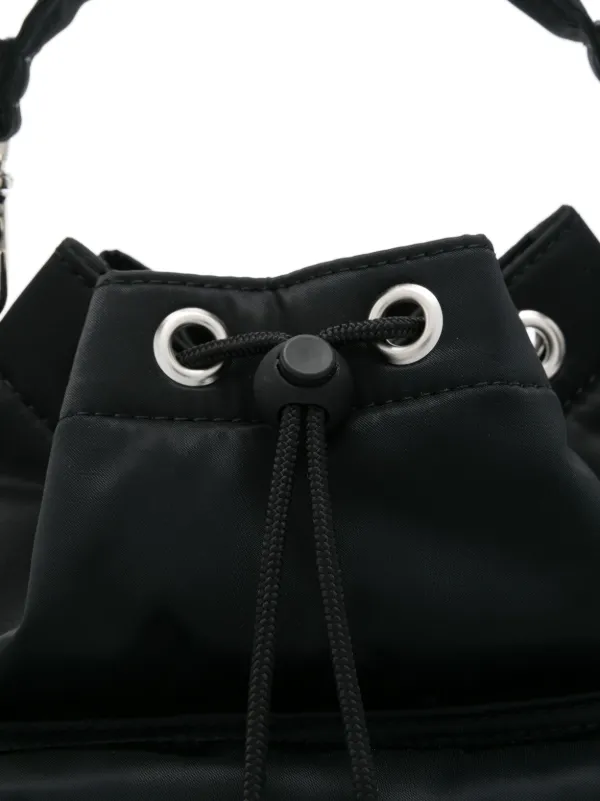 PORTER ブラック ショルダーバッグ FLAG(フラッグ) VERTICAL SHOULDER BAG | 吉田カバン