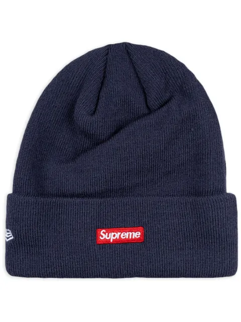 Supreme gorro con aplique del logo de SUPREME x New Era $