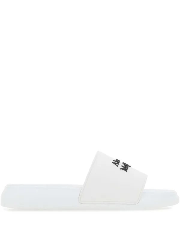 サンダル・ミュール Alexander Mcqueen White Slip-On Style Sandals Rubber slides in white - Mc Queen | Mytheresa