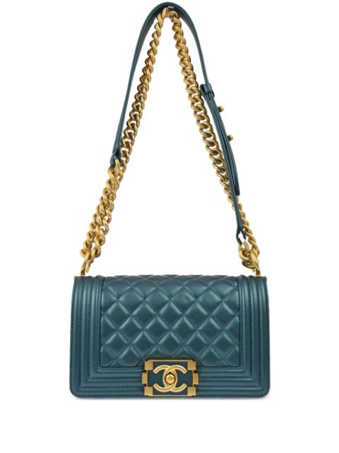 CHANEL 2021 small Boy Chanel shoulder bag Women