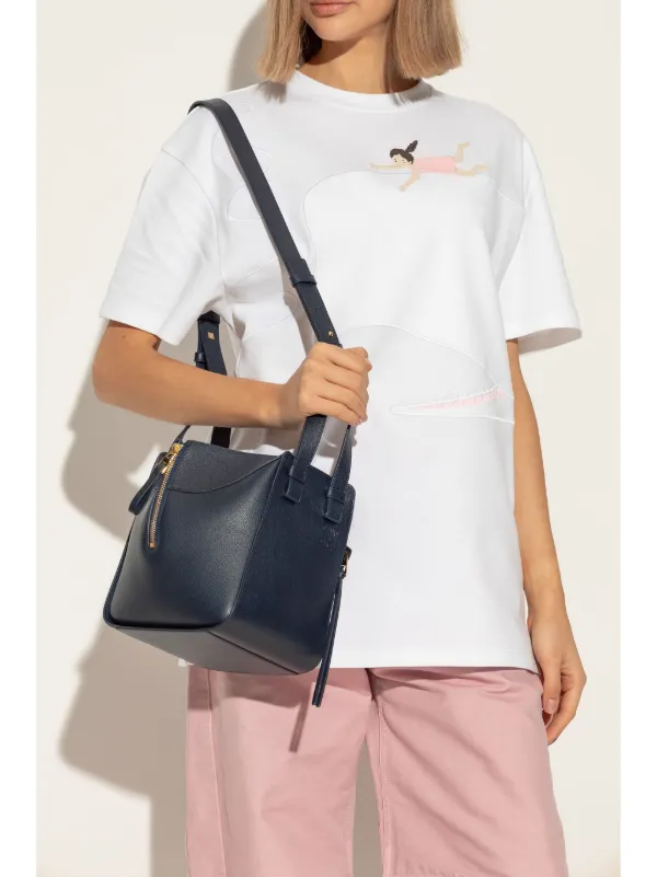 三越伊勢丹 | LOEWE/ロエベ通販 | HAMMOCK COMPACT BAG(SOFT GRAINED 