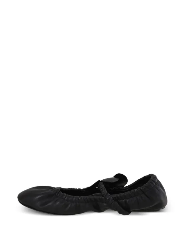 送料関税込★ZIMMERMANN★オーキッドフローラルフラットシューズ ZIMMERMANN Orchid フラットシューズ | ニュートラル | FARFETCH JP