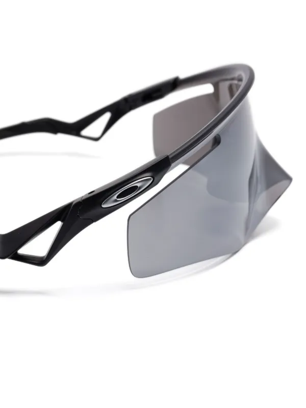 Oakley QNTM Kato™ サングラス | ブラック | FARFETCH JP