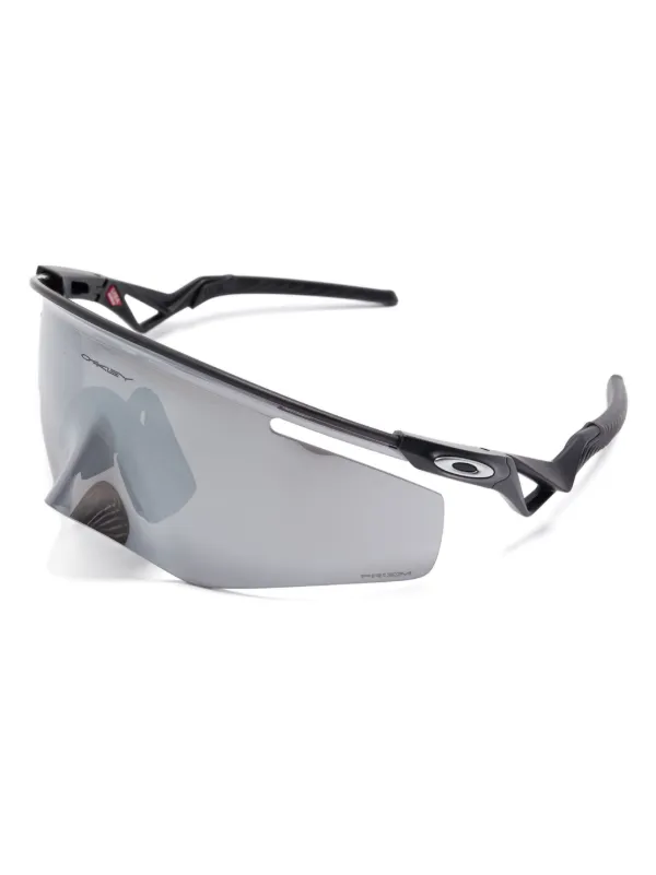 小物 OAKLEY QNTM KATO Oakley QNTM Kato™ サングラス | ブラック | FARFETCH JP