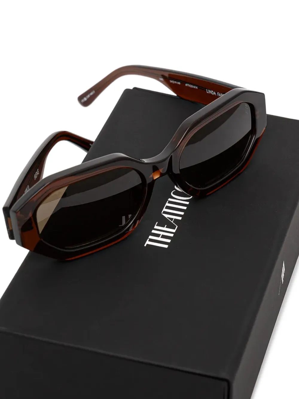 The Attico x Linda Farrow zonnebril met geometrisch montuur Bruin