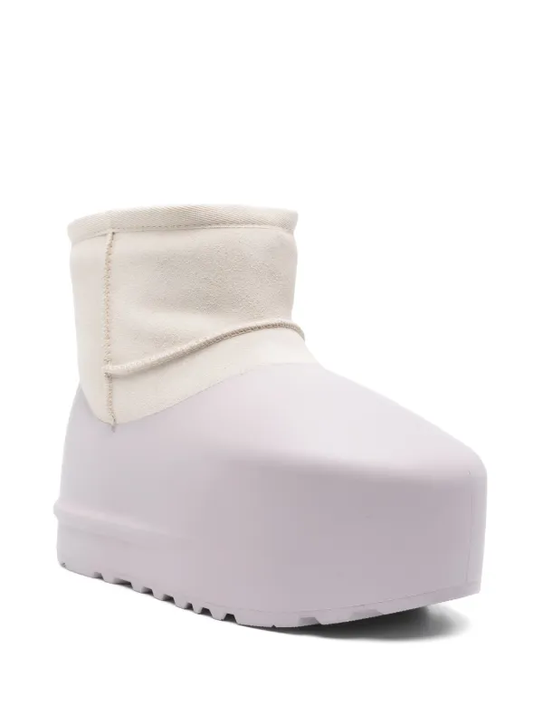 ブーツその他 Classic Mini Pumped Molded Boots UGG Classic Mini Pumped Molded ブーツ | ホワイト | FARFETCH JP