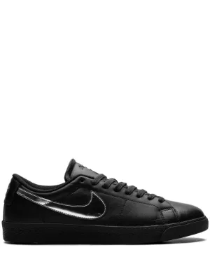 ナイキ　AMBUSH × Nike Air Force 1 Low Black AMBUSH x Nike Air Force 1 Low On-Foot Look | Hypebeast