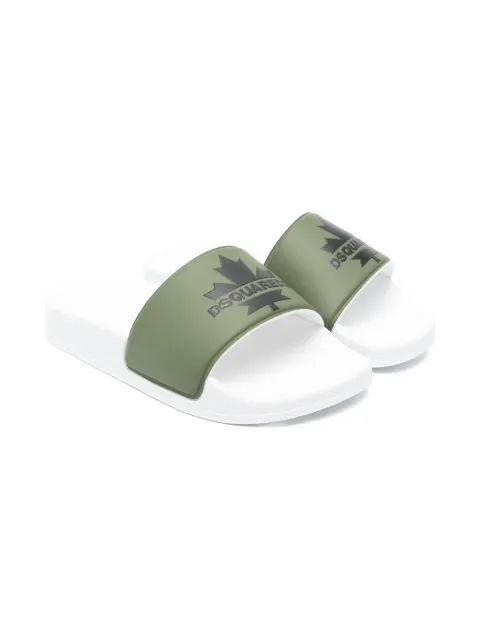 DSQUARED2 KIDS flip flops con motivo de hoja de arce