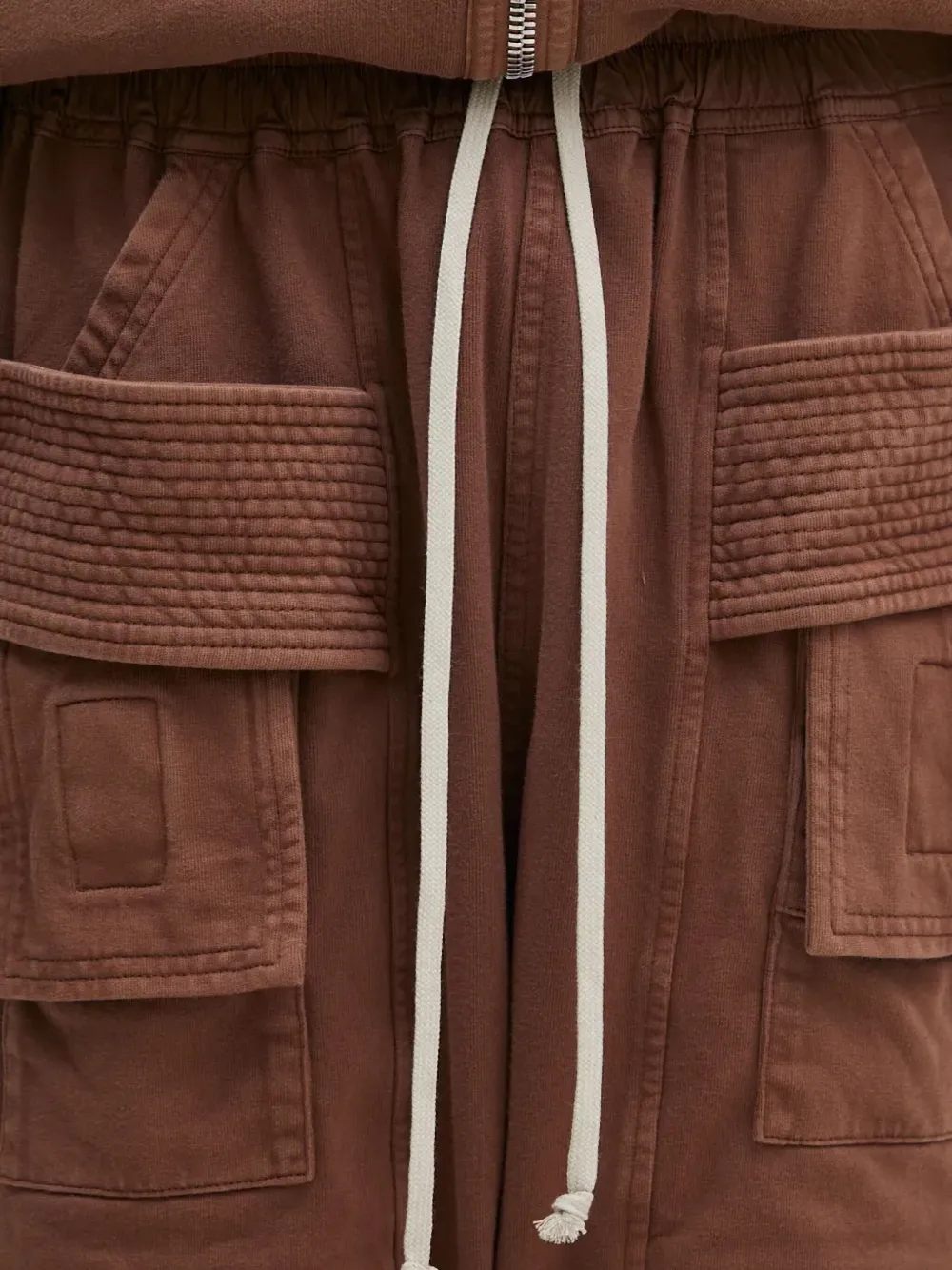 Rick Owens DRKSHDW Broek met verlaagd kruis en trekkoord Bruin