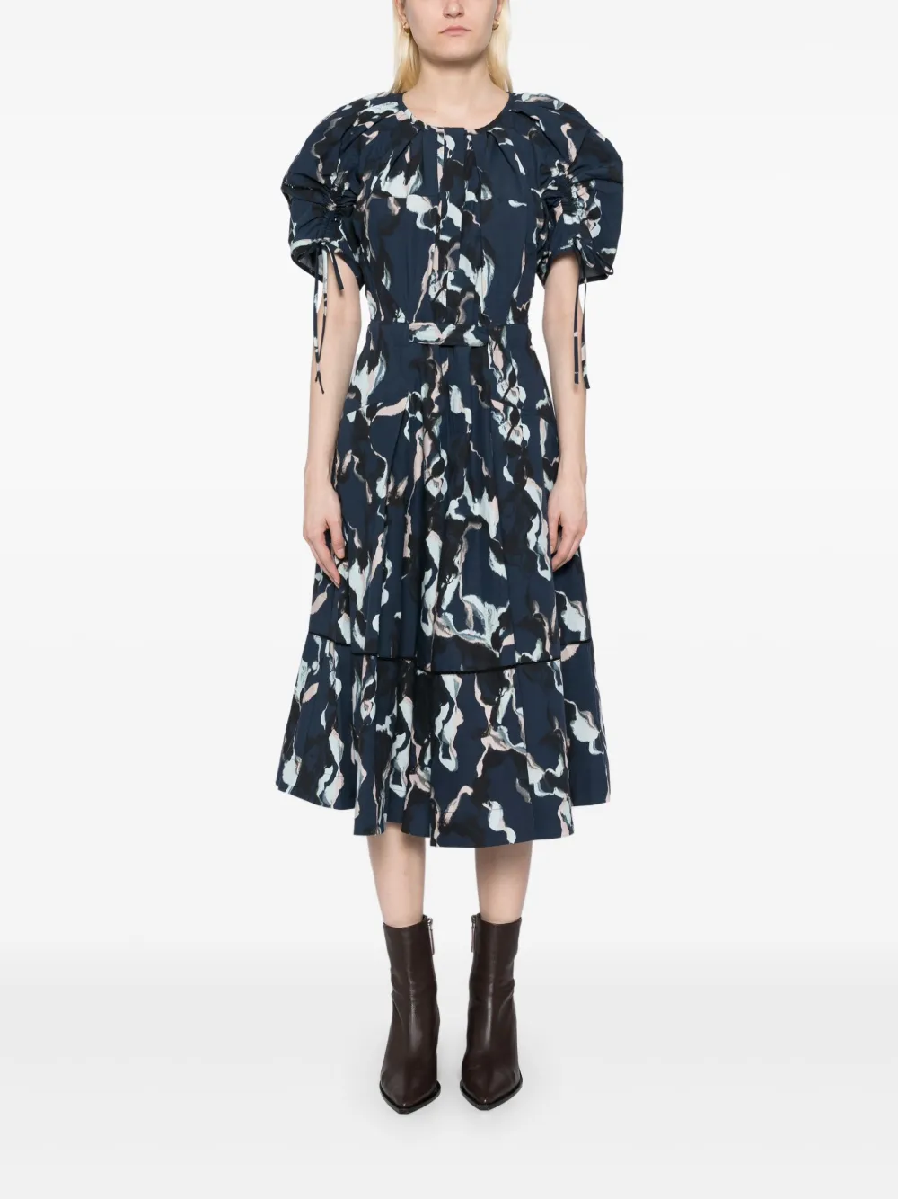 3.1 Phillip Lim Jurk met gesmockte mouwen en abstracte print - Blauw