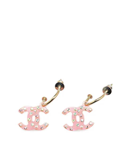 CHANEL Pre-Owned 2004 vergoldete CC Acryl-Hängeohrringe mit Strass