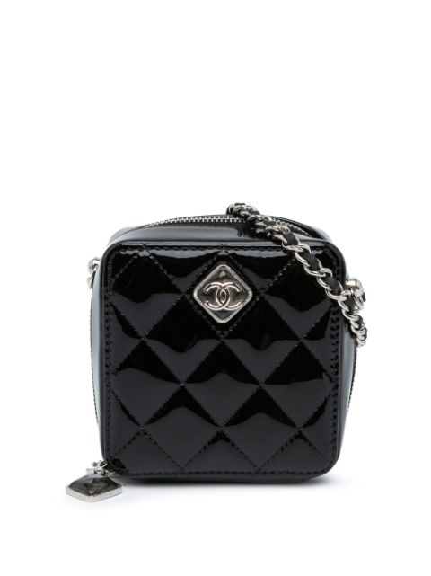 Affordable HOT SALE CHANEL 2021-2023 CC Quilted Patent Clutch With Chain crossbody bag Women