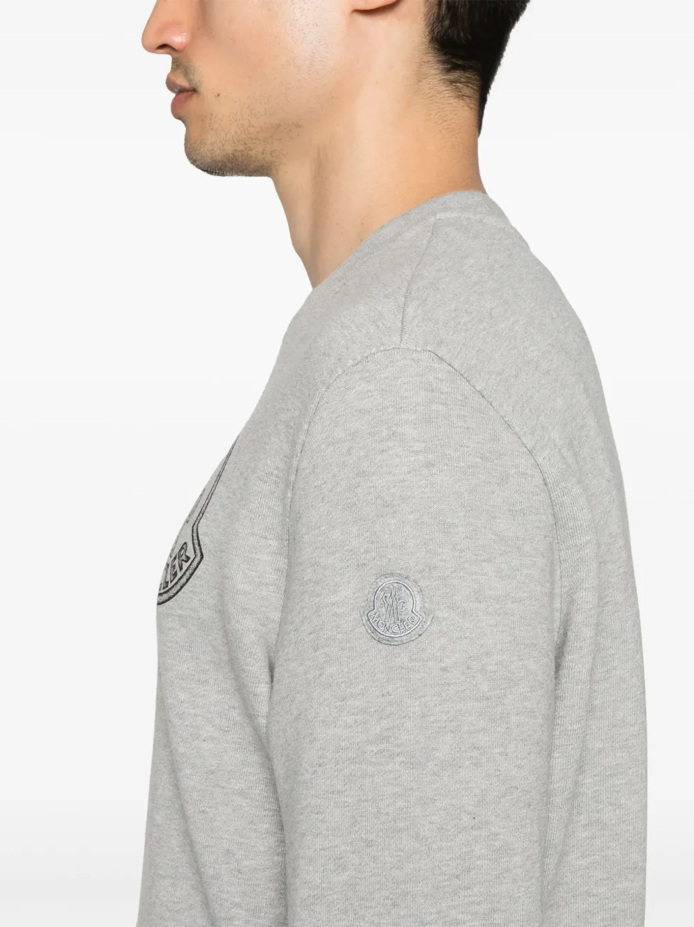 Moncler ロゴ スウェットシャツ | グレー | FARFETCH JP