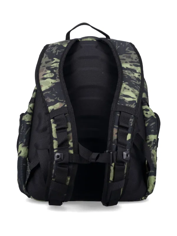 Oakley Bathroom Sink Rc Backpack | Green | FARFETCH