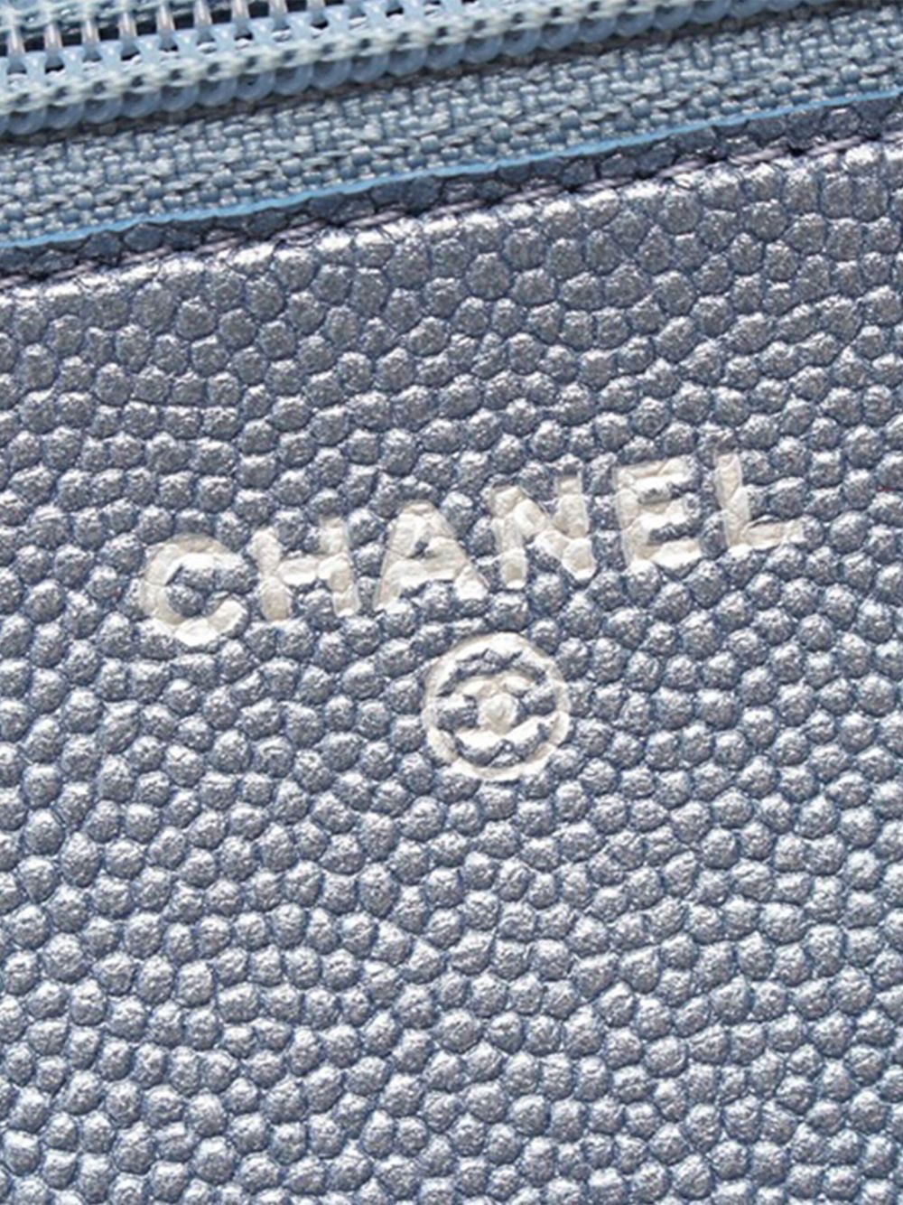 CHANEL Pre-Owned 2019 Chevron Quilted Caviar Mademoiselle Wallet On Chain crossbody bag WOMEN