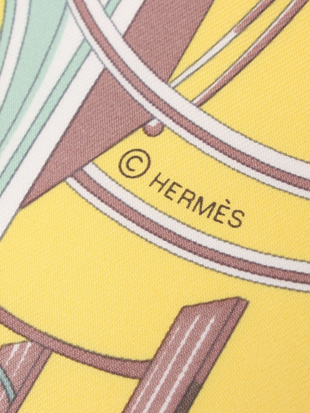 Hermès Pre-Owned 2000s Carres 90 scarf - Geel