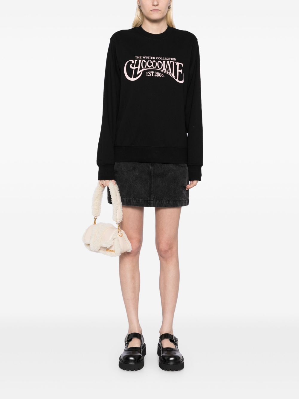 CHOCOOLATE logo-embroidered sweatshirt - Black