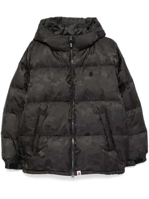A BATHING APE® logo camo puffer jacket