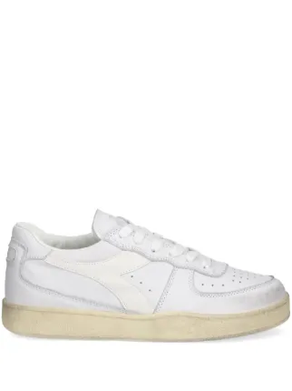 Diadora