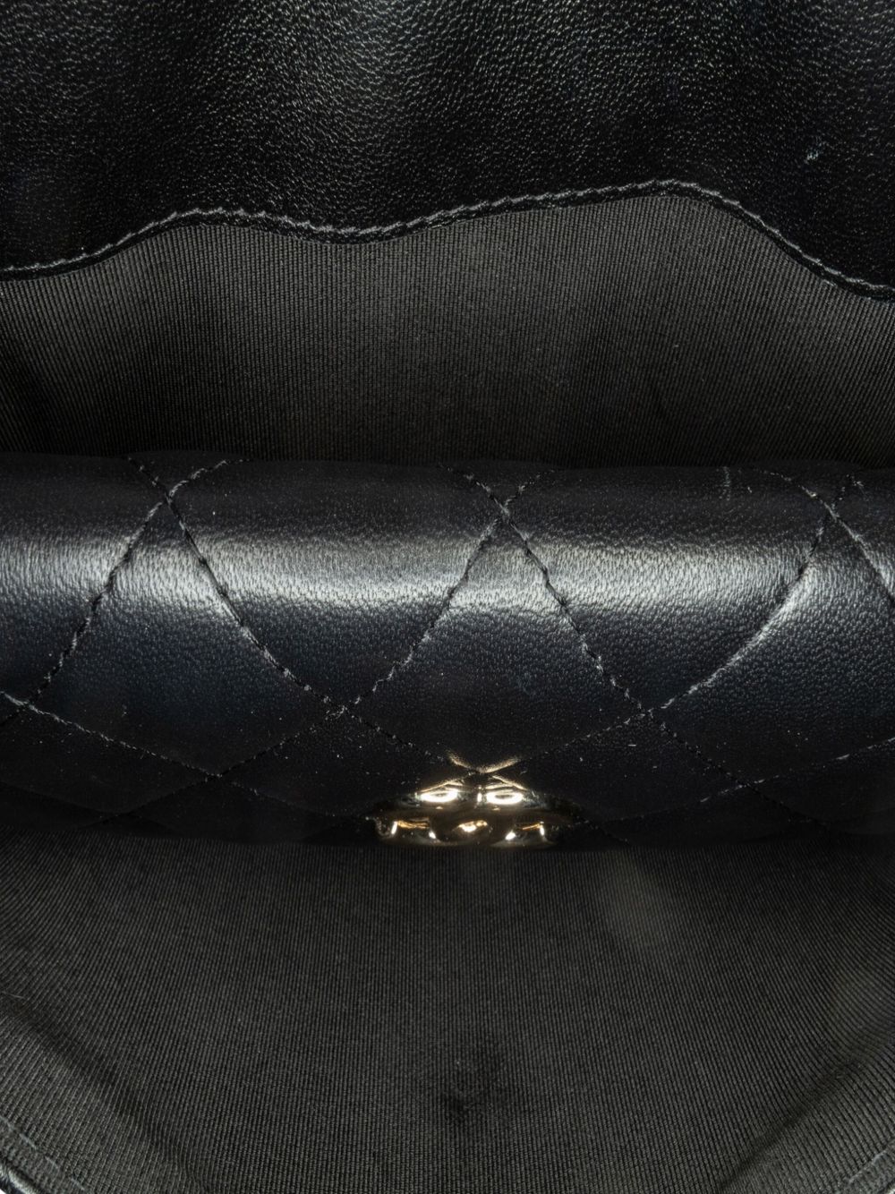 CHANEL Pre-Owned 2020 Quilted Lambskin in a Clutch Set crossbody bag WOMEN