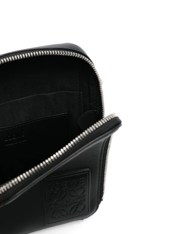 LOEWE バーティカル メッセンジャーバッグ | ブラック | FARFETCH JP